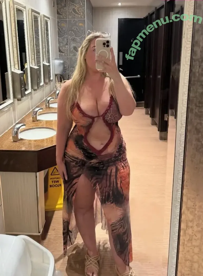 danielle nude photo #0267 (daniellecolby / daniellewalter)