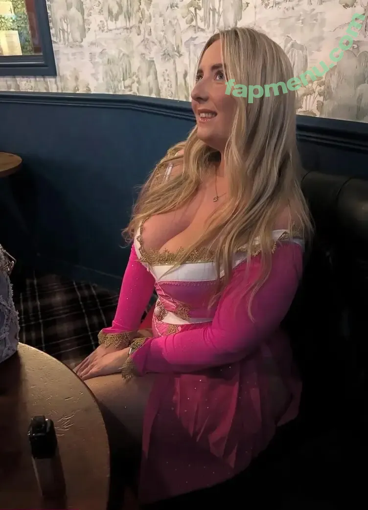 danielle nude photo #0276 (daniellecolby / daniellewalter)