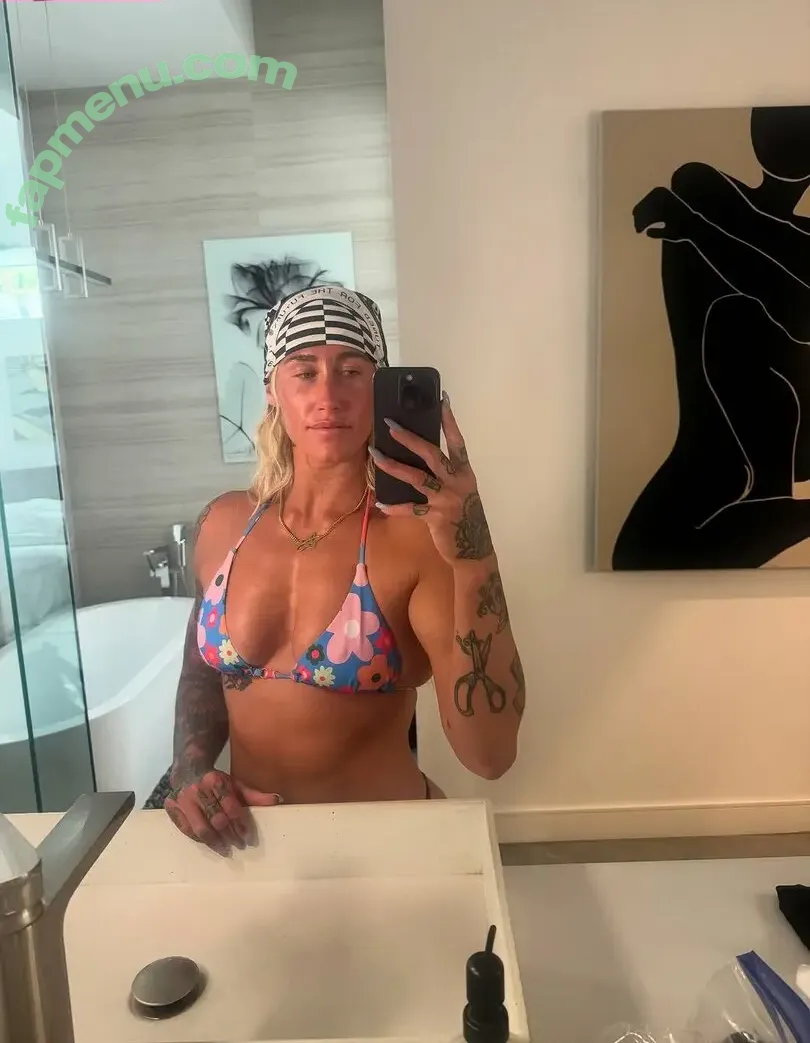 Danielle Brandon nude photo #0141 (daniellebrandon7)