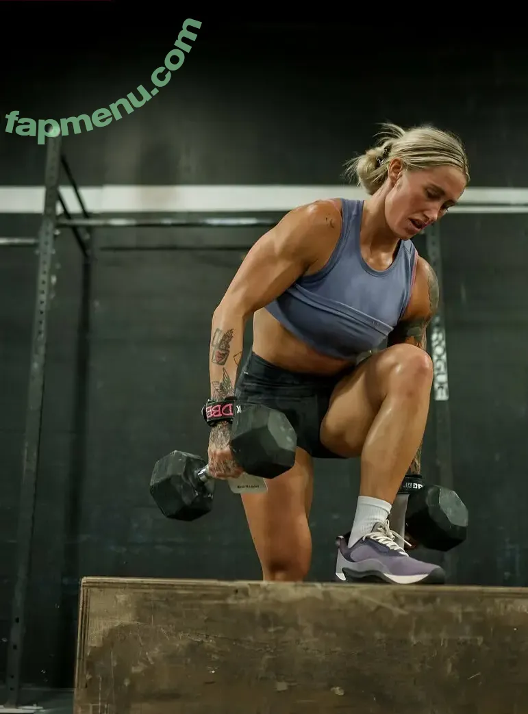 Danielle Brandon nude photo #0156 (daniellebrandon7)