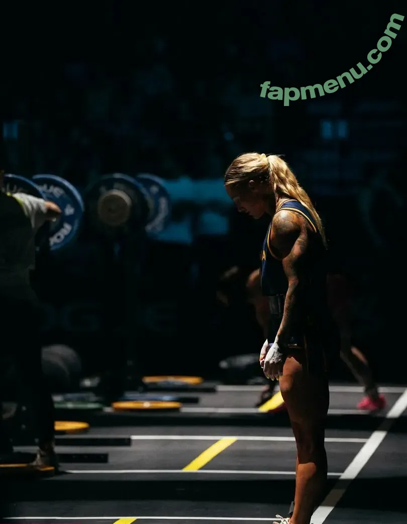 Danielle Brandon nude photo #0162 (daniellebrandon7)