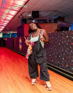 Danielle Brooks / thedaniellebrooks nude photo #0022