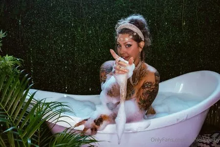 Danielle Colby / DanielleColby / daniellecolbyamericanpicker nude photo #0534