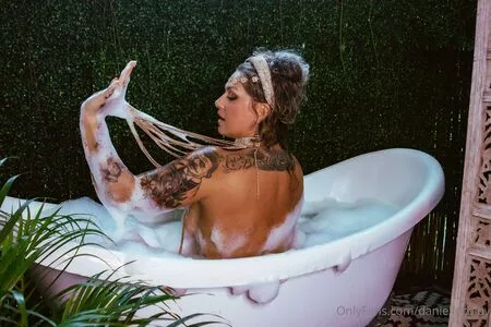 Danielle Colby / DanielleColby / daniellecolbyamericanpicker nude photo #0535
