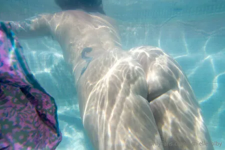 Danielle Colby / DanielleColby / daniellecolbyamericanpicker nude photo #0605