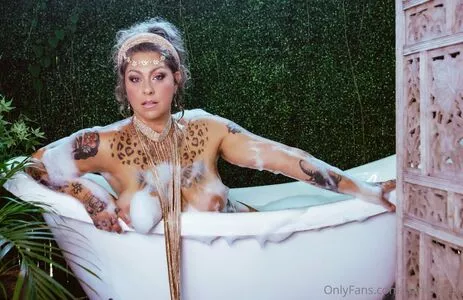 Danielle Colby / DanielleColby / daniellecolbyamericanpicker nude photo #0643