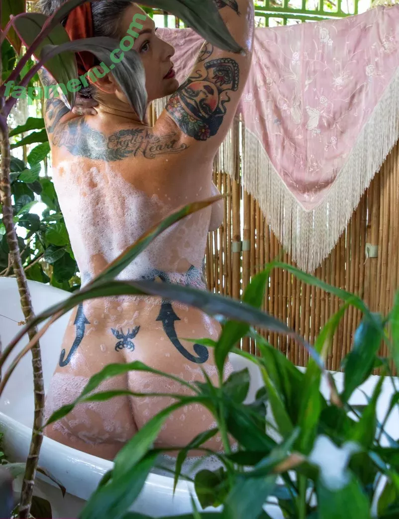 Danielle Colby nude photo #0039 (DanielleColby / daniellecolbyamericanpicker)