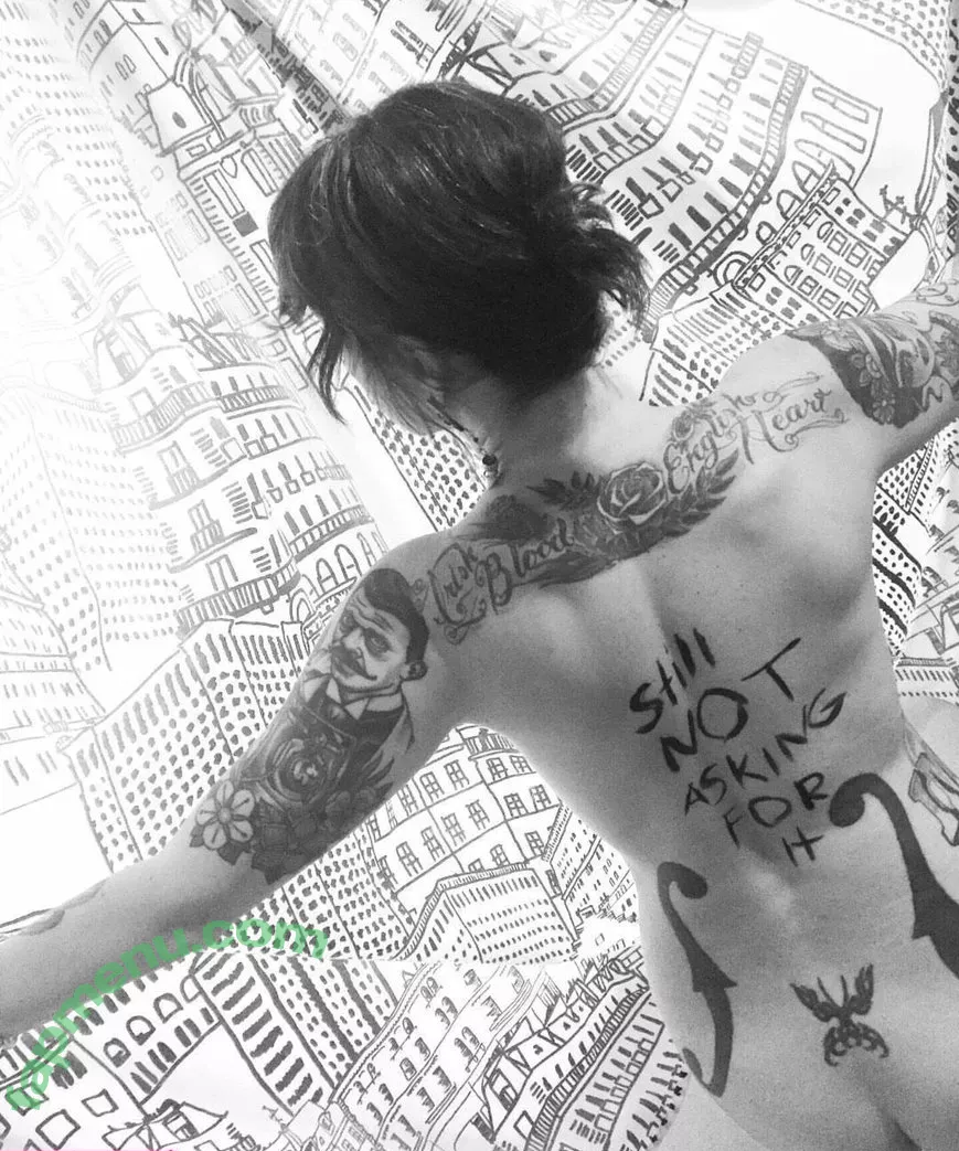 Danielle Colby nude photo #0048 (DanielleColby / daniellecolbyamericanpicker)