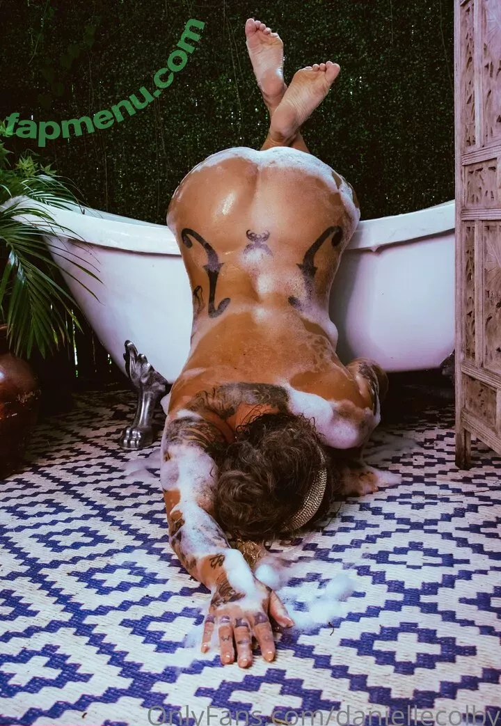 Danielle Colby nude photo #0538 (DanielleColby / daniellecolbyamericanpicker)