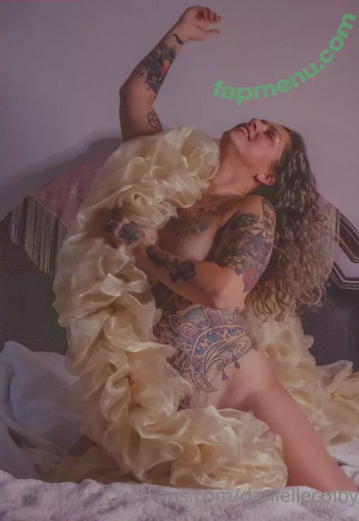 Danielle Colby nude photo #0568 (DanielleColby / daniellecolbyamericanpicker)