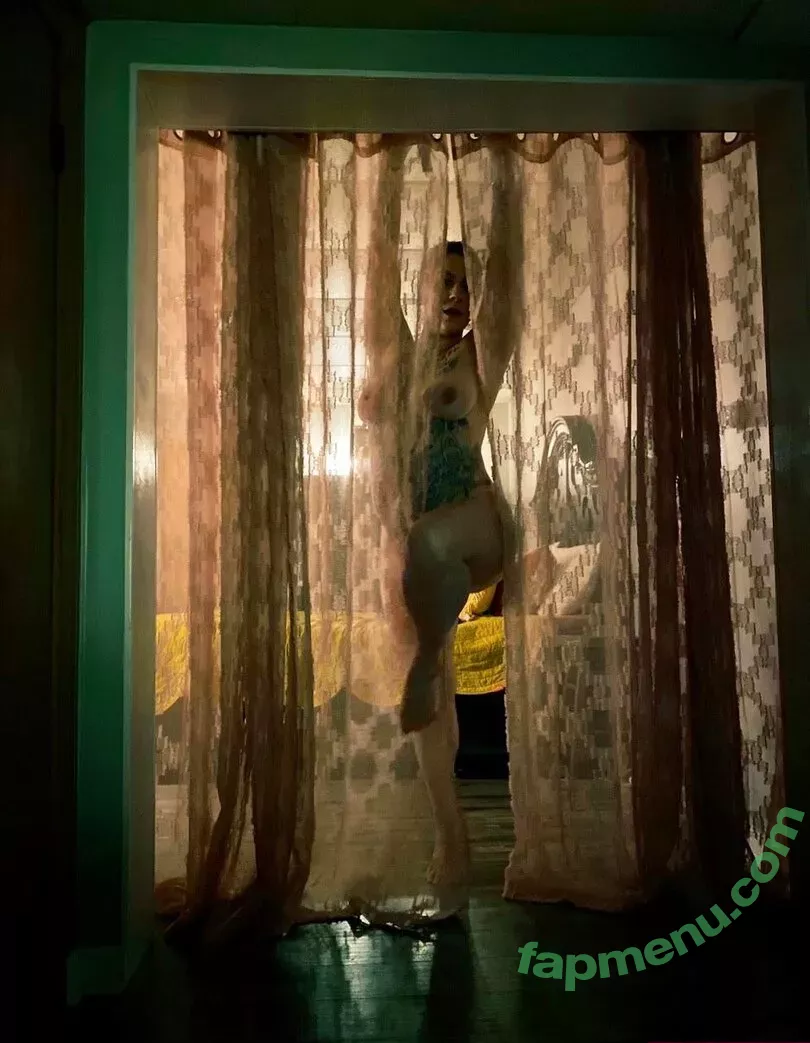 Danielle Colby nude photo #0632 (DanielleColby / daniellecolbyamericanpicker)