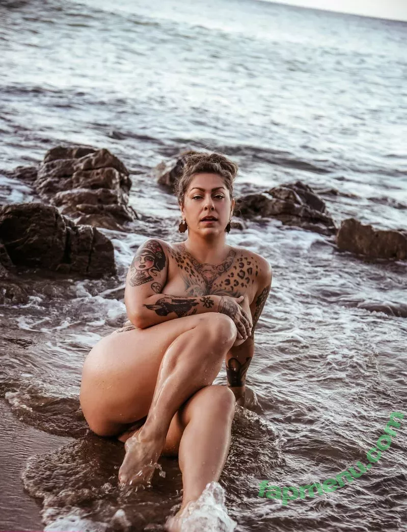 Danielle Colby nude photo #0634 (DanielleColby / daniellecolbyamericanpicker)