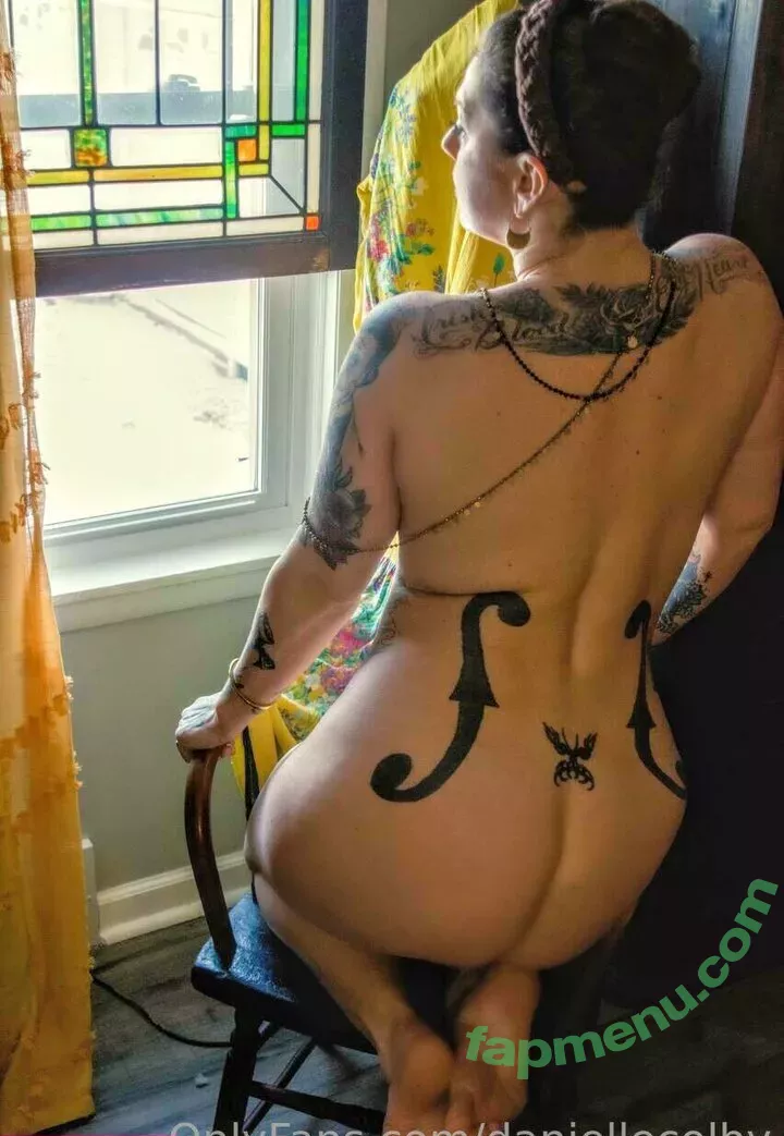 Danielle Colby nude photo #0637 (DanielleColby / daniellecolbyamericanpicker)