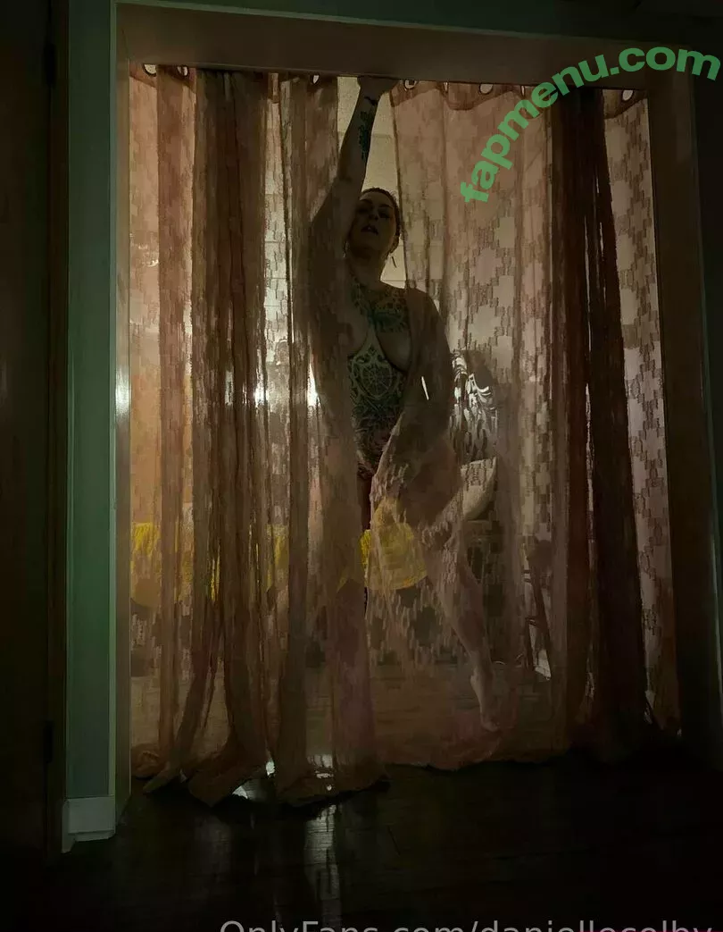 Danielle Colby nude photo #0650 (DanielleColby / daniellecolbyamericanpicker)
