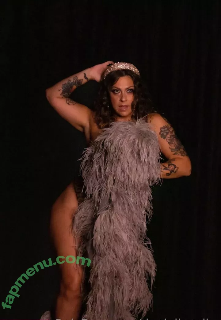 Danielle Colby nude photo #0713 (DanielleColby / daniellecolbyamericanpicker)