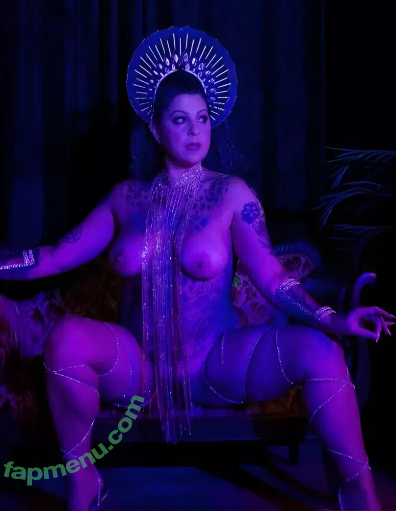 Danielle Colby nude photo #0725 (DanielleColby / daniellecolbyamericanpicker)