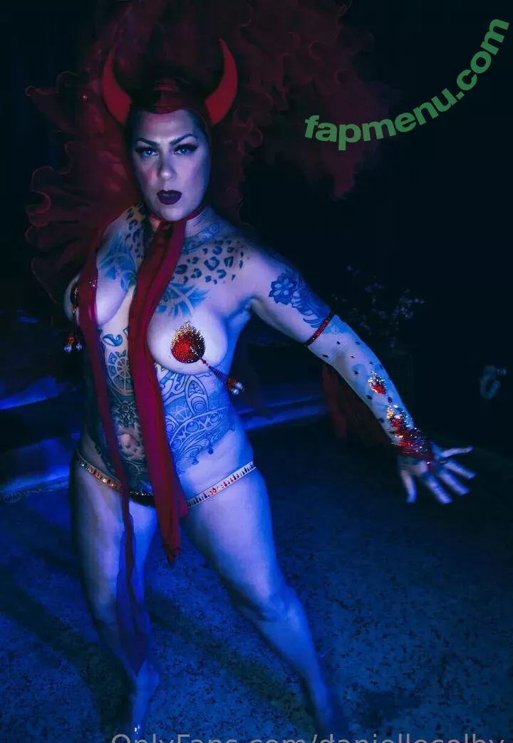 Danielle Colby nude photo #0786 (DanielleColby / daniellecolbyamericanpicker)