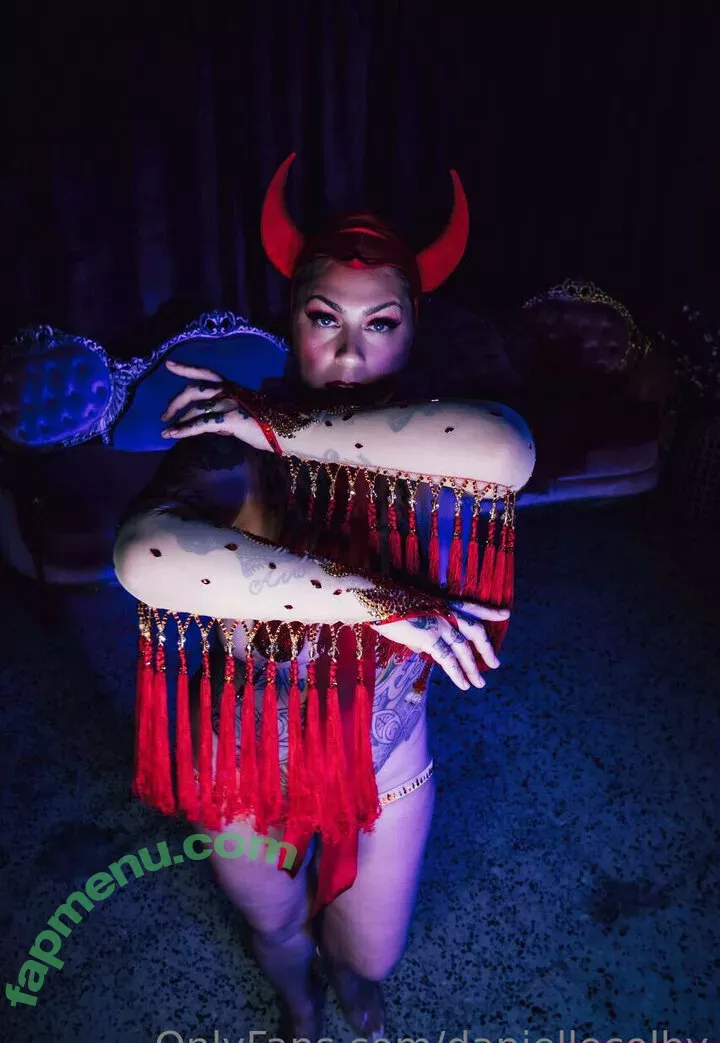 Danielle Colby nude photo #0788 (DanielleColby / daniellecolbyamericanpicker)