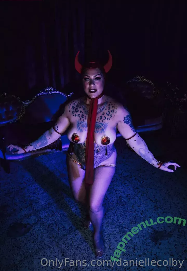 Danielle Colby nude photo #0795 (DanielleColby / daniellecolbyamericanpicker)