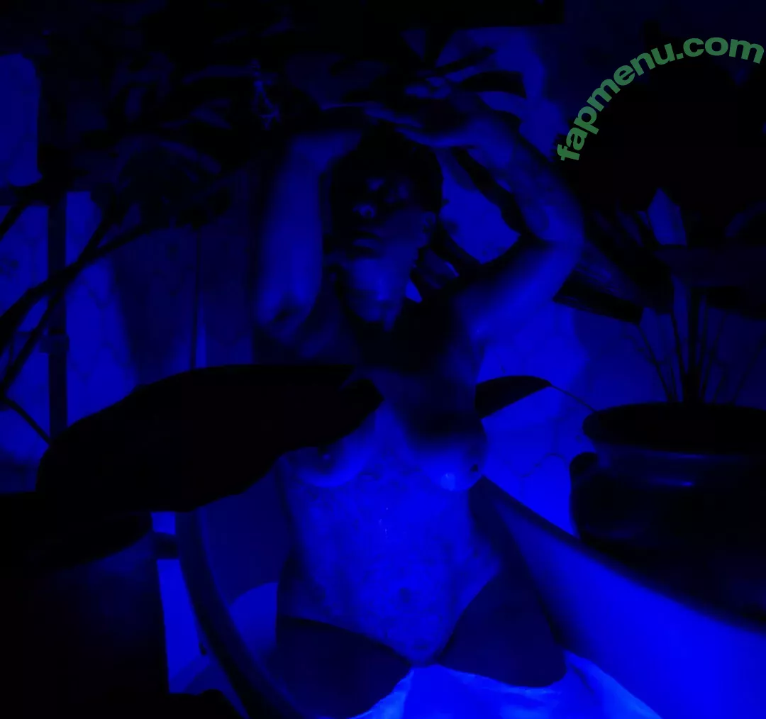 Danielle Colby nude photo #0798 (DanielleColby / daniellecolbyamericanpicker)