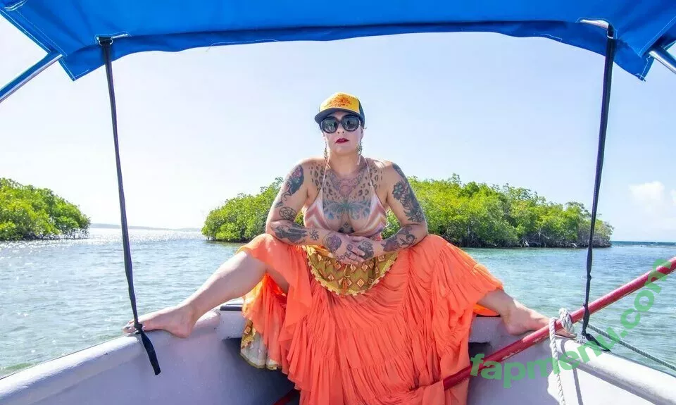 Danielle Colby nude photo #0816 (DanielleColby / daniellecolbyamericanpicker)