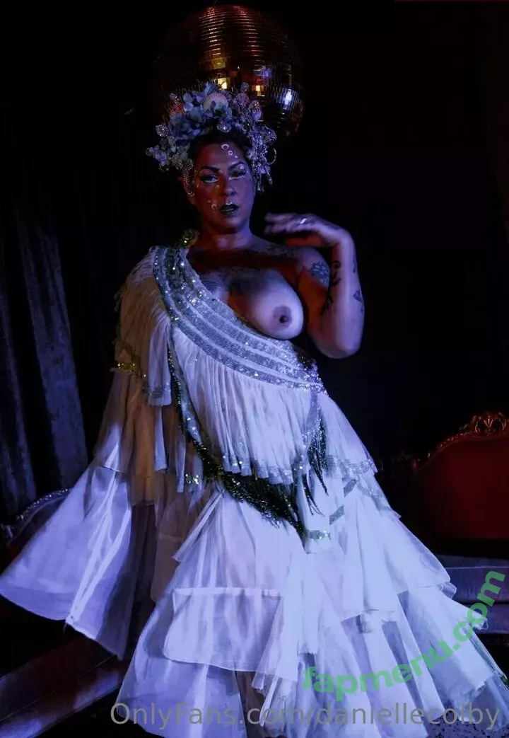 Danielle Colby nude photo #0839 (DanielleColby / daniellecolbyamericanpicker)