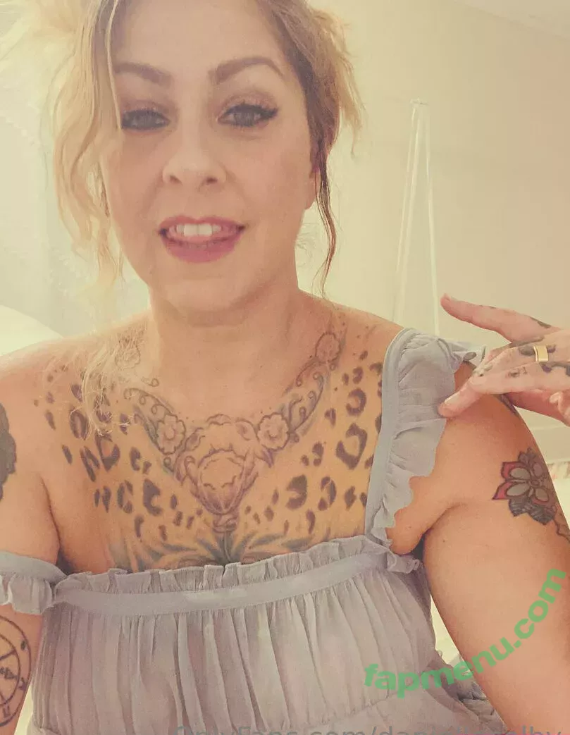 Danielle Colby nude photo #0858 (DanielleColby / daniellecolbyamericanpicker)