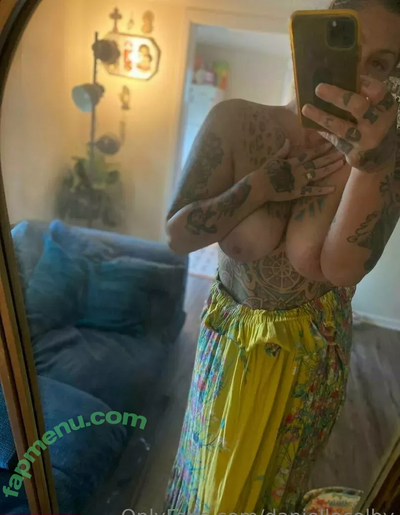 Danielle Colby nude photo #0876 (DanielleColby / daniellecolbyamericanpicker)