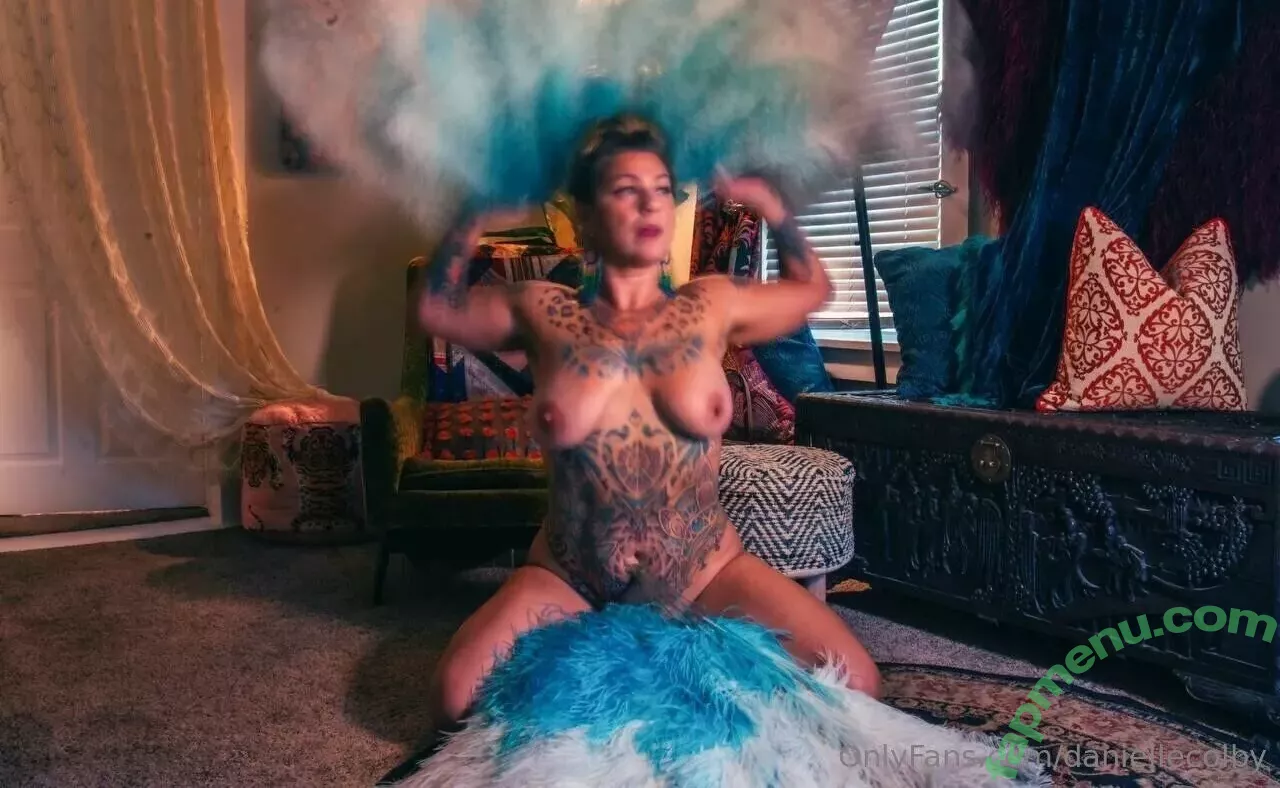 Danielle Colby nude photo #0895 (DanielleColby / daniellecolbyamericanpicker)