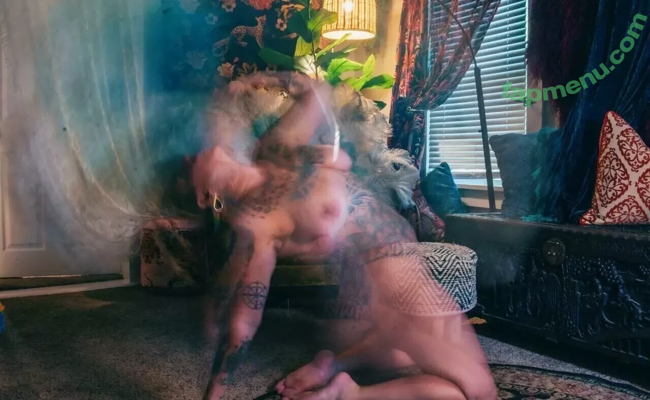 Danielle Colby nude photo #0901 (DanielleColby / daniellecolbyamericanpicker)