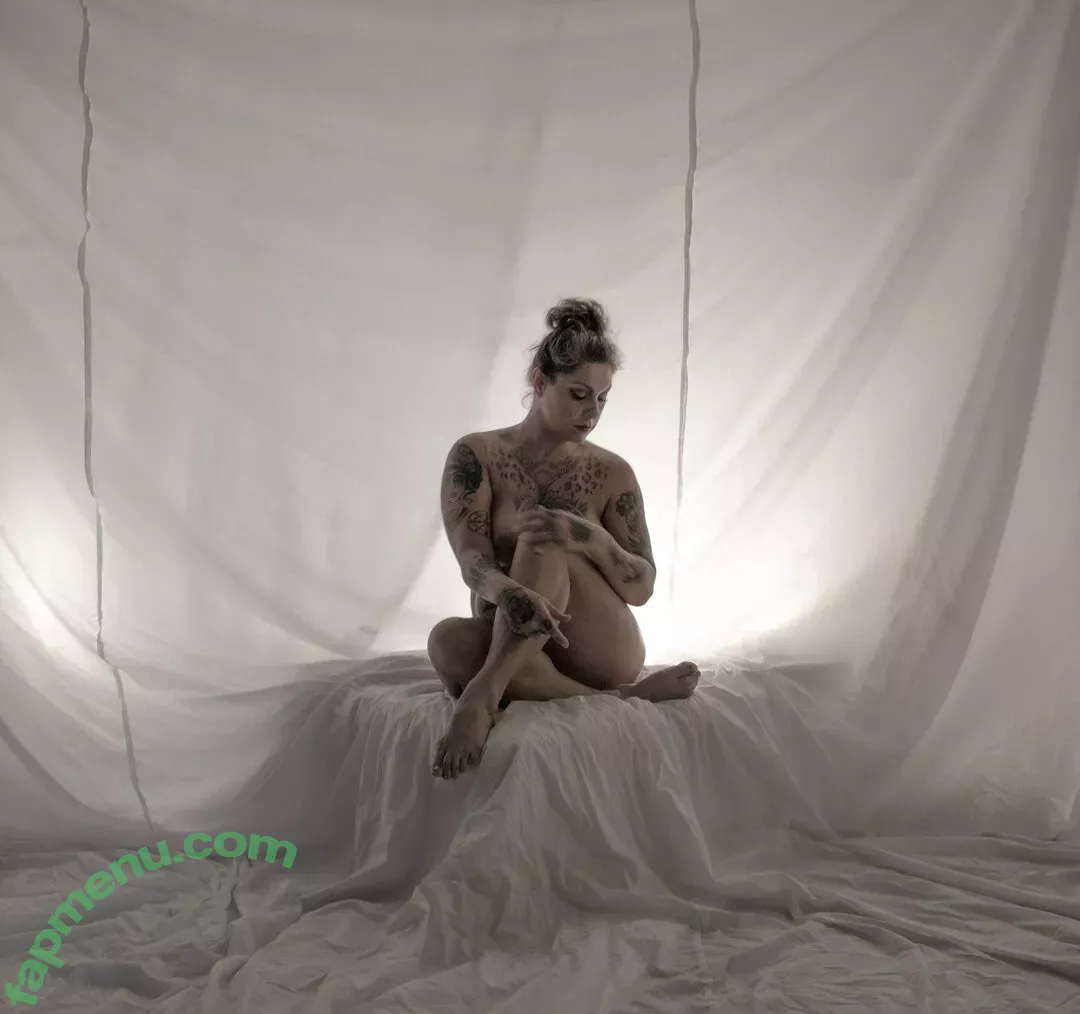 Danielle Colby nude photo #0956 (DanielleColby / daniellecolbyamericanpicker)