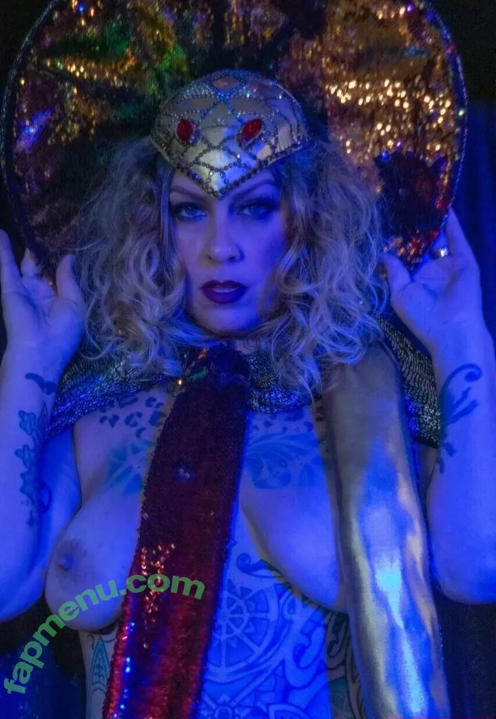 Danielle Colby nude photo #0987 (DanielleColby / daniellecolbyamericanpicker)