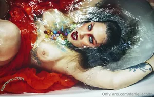 Danielle Colby / DanielleColby / daniellecolbyamericanpicker nude photo #1188