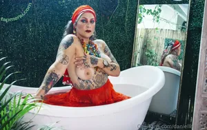 Danielle Colby / DanielleColby / daniellecolbyamericanpicker nude photo #1204