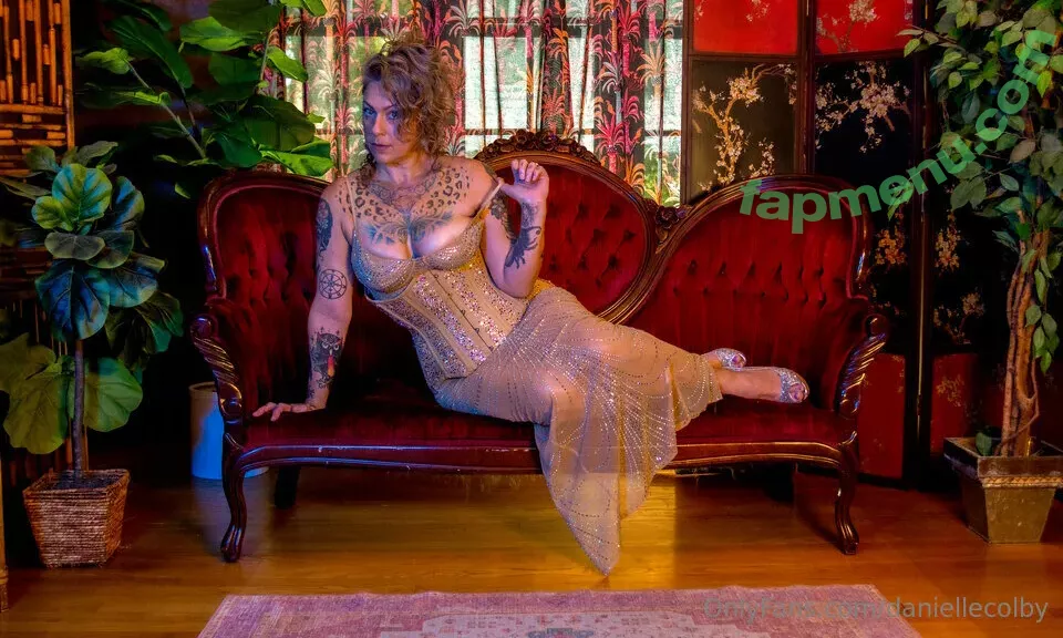 Danielle Colby nude photo #1100 (DanielleColby / daniellecolbyamericanpicker)