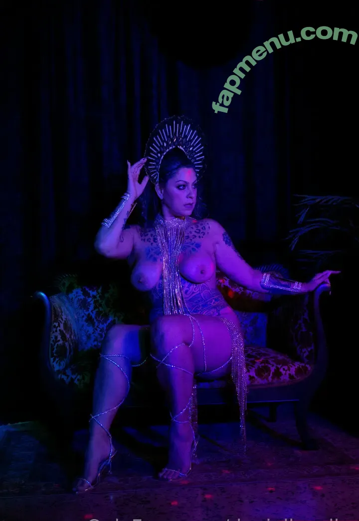 Danielle Colby nude photo #1241 (DanielleColby / daniellecolbyamericanpicker)