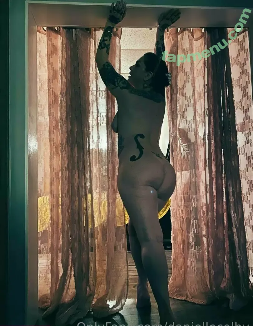 Danielle Colby nude photo #1306 (DanielleColby / daniellecolbyamericanpicker)