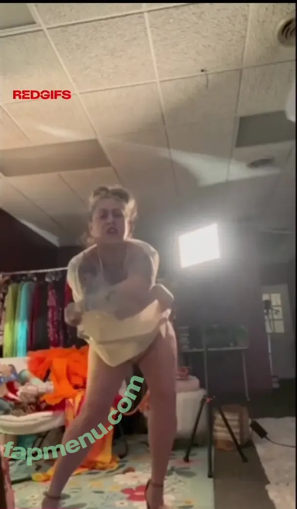 Danielle Colby nude photo #1643 (DanielleColby / daniellecolbyamericanpicker)