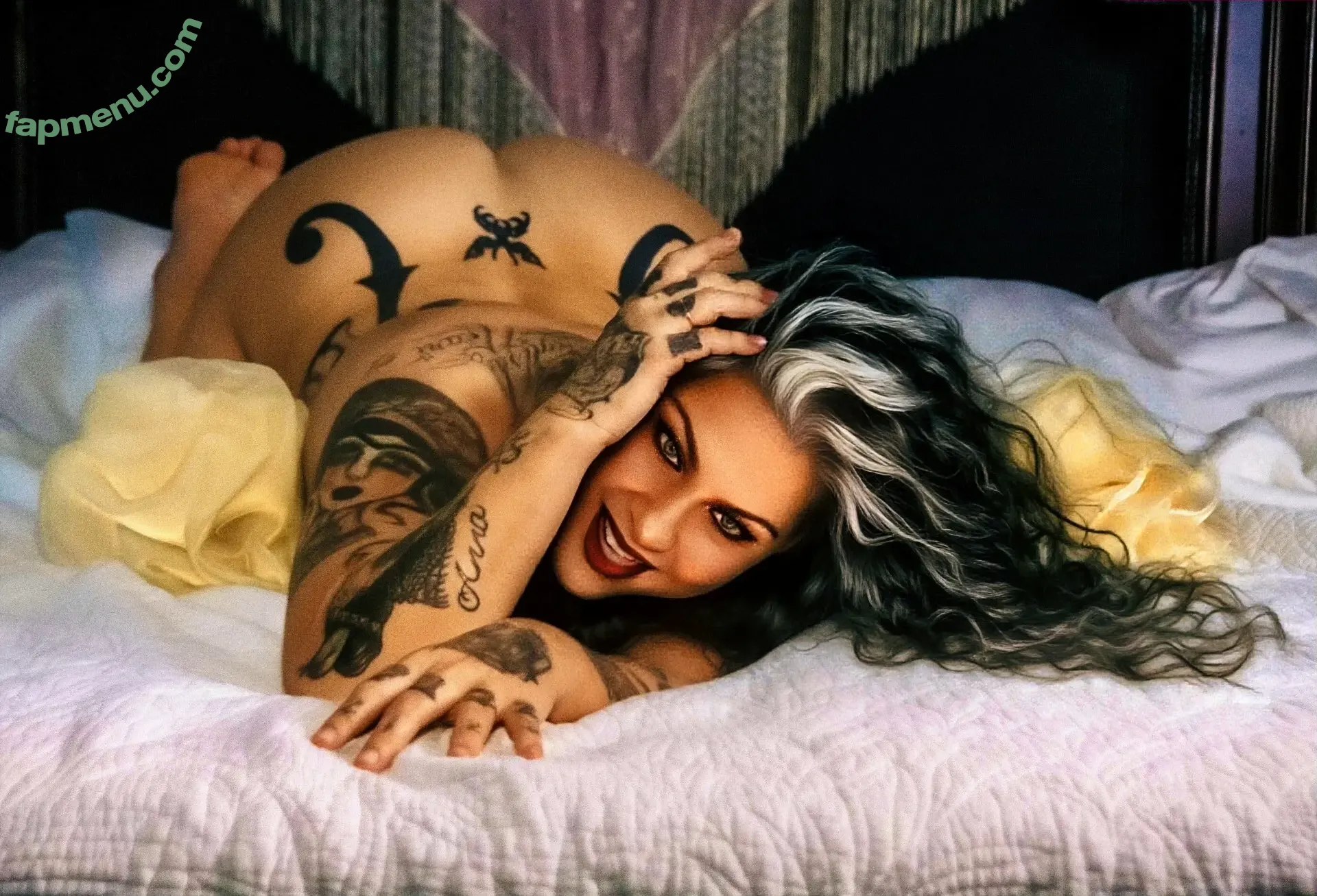 Danielle Colby nude photo #1655 (DanielleColby / daniellecolbyamericanpicker)