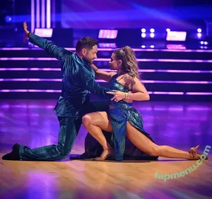 Danielle Fishel / daniellefishel nude photo #0182