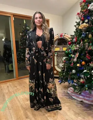 Danielle Fishel / daniellefishel nude photo #0194