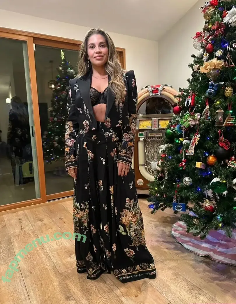 Danielle Fishel nude photo #0194 (daniellefishel)