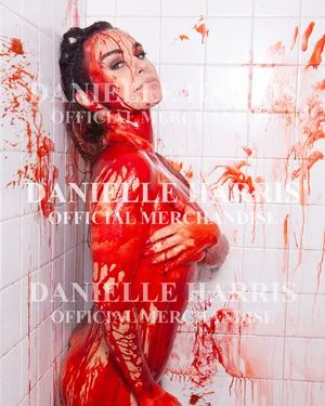 Danielle Harris / halloweengal / horrorgal nude photo #0019