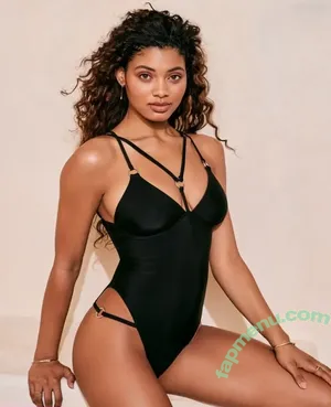 Danielle Herrington / danielle_herrington_ nude photo #0200