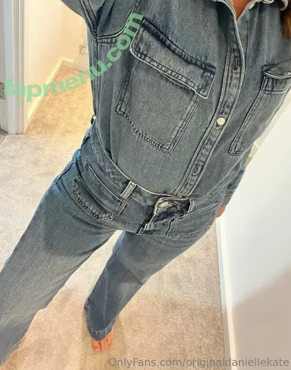 Danielle Kate nude photo #0028 (daniellekatewroe / originaldaniellekate)