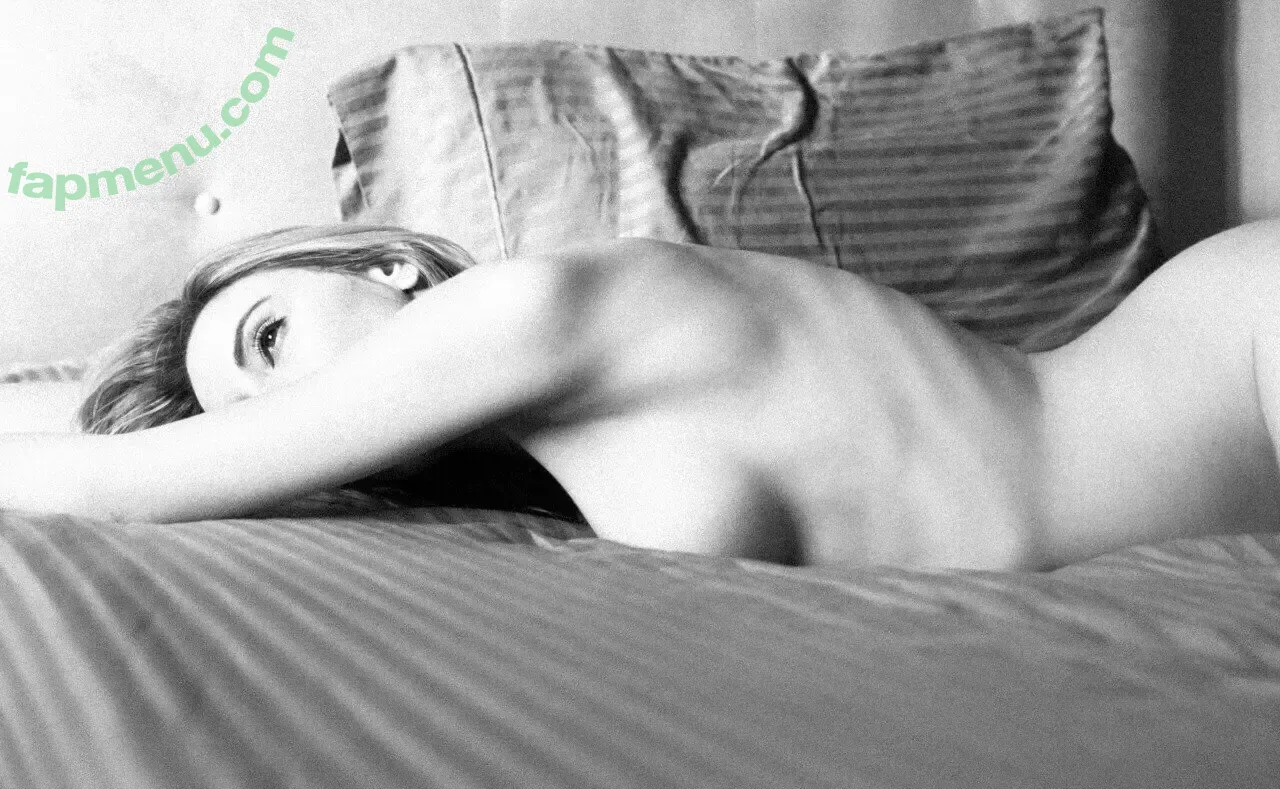 Danielle Krivak nude photo #0019 (EtherealDanyell)