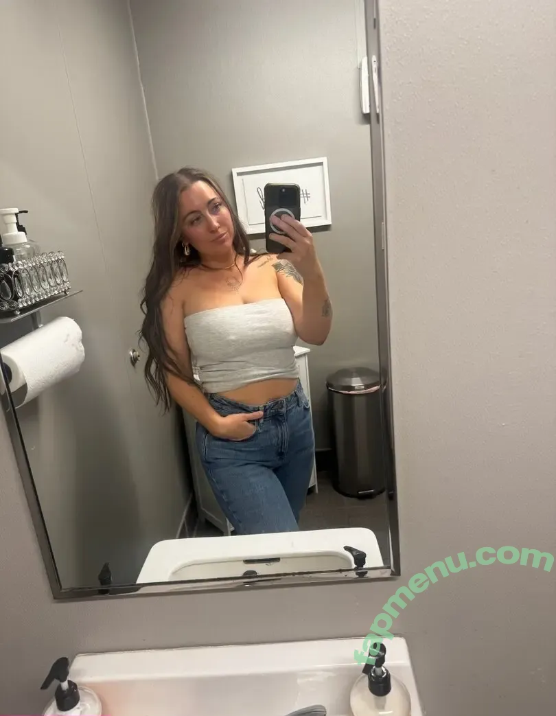 Danielle Lancaster nude photo #0014 (Big-Assumption-8981 / DanielleLancastersxo / daniellelancaster)