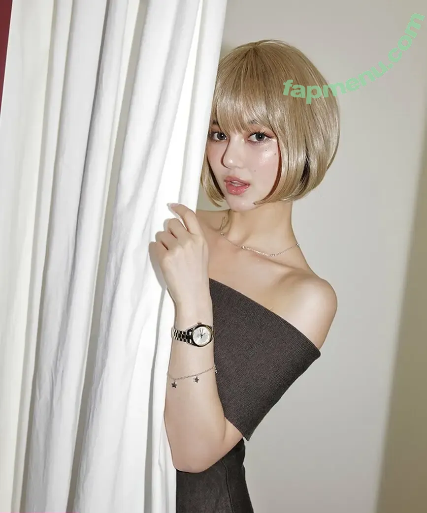 Danielle Marsh nude photo #0091 (DanielleJeans / NewJeans_twt / newjeans_official)