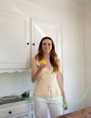 Danielle Panabaker / dpanabaker nude photo #0127