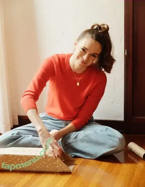 Danielle Panabaker / dpanabaker nude photo #0269